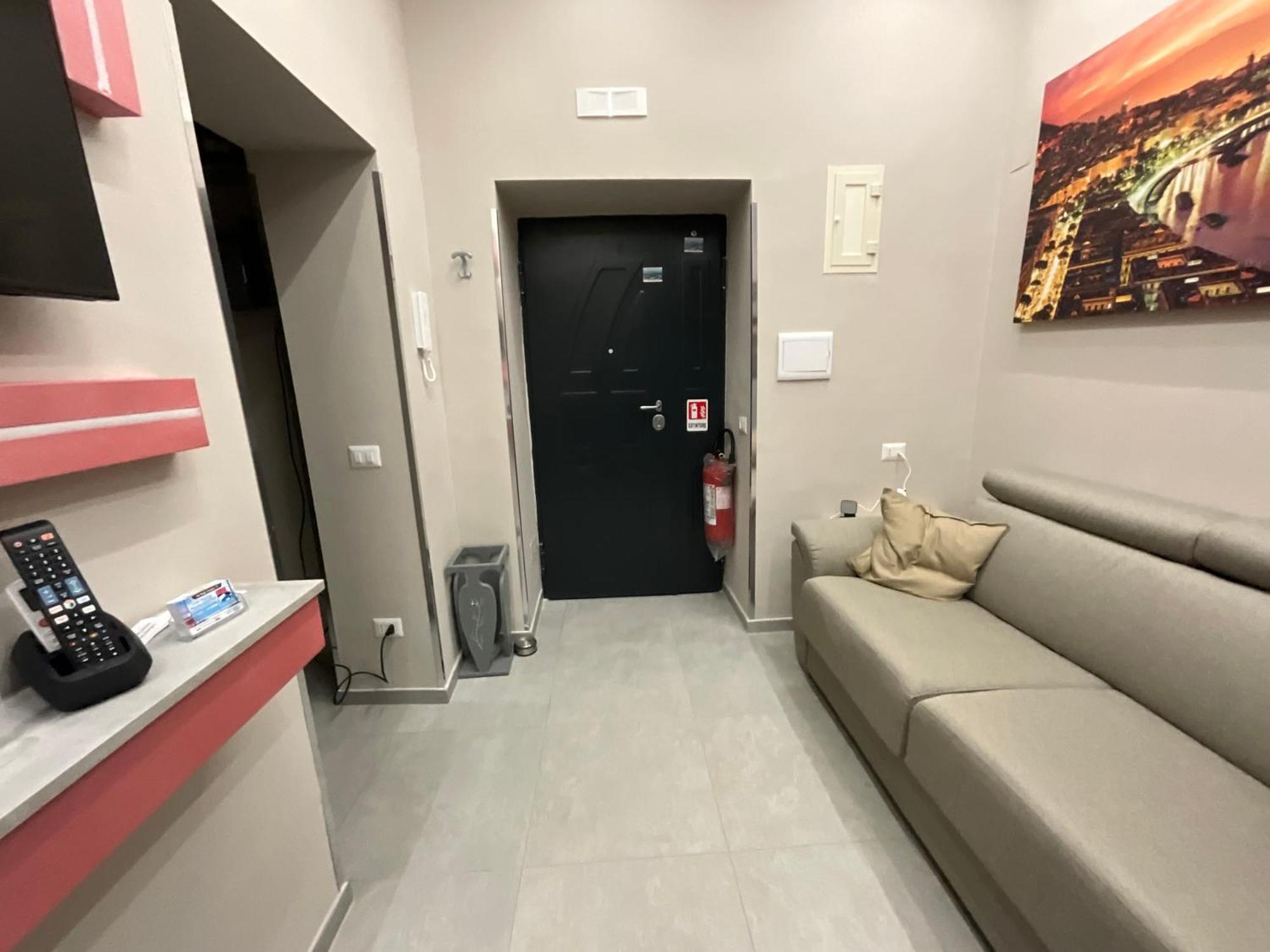 B&B Piccololucio2 نابولي المظهر الخارجي الصورة