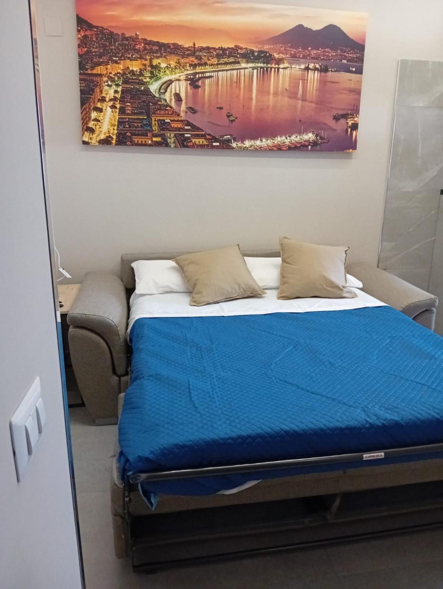 B&B Piccololucio2 نابولي المظهر الخارجي الصورة